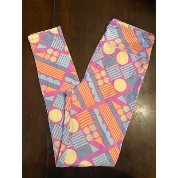 LuLaRoe Pants - LuLaRoe leggings os high waisted yoga waistband classic vintage hard to find